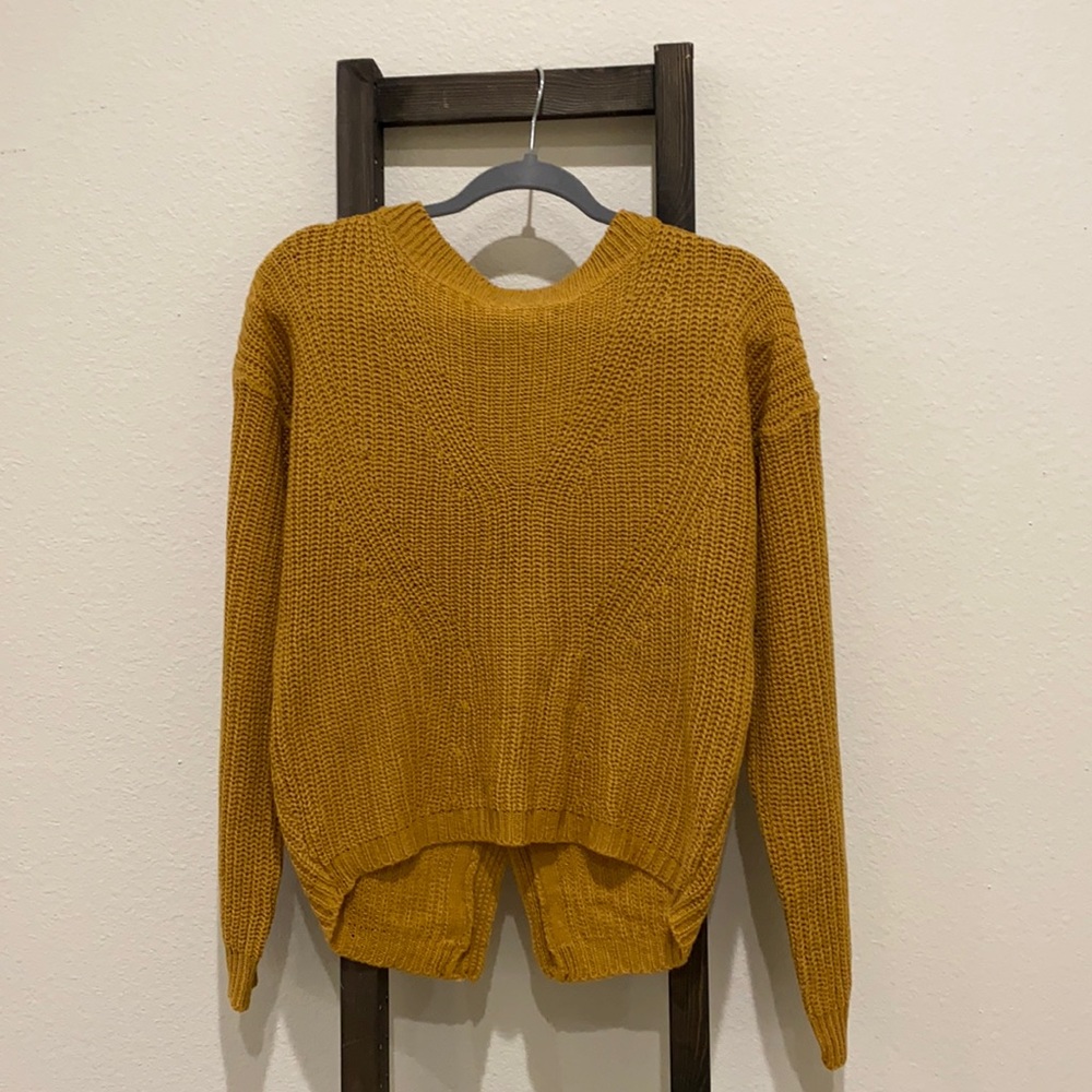 Mustard yellow sweater